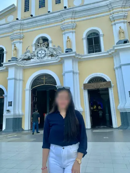 Barbara, 24