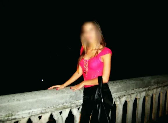 Nadine, 33