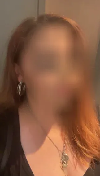 Sina, 24