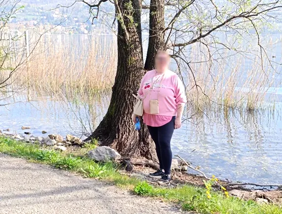 Stefanie, 40