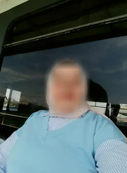 Stefanie, 35
